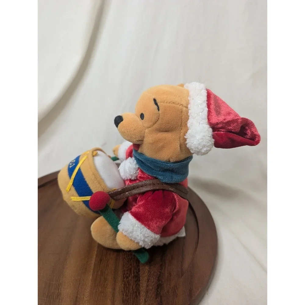 Disney‎ Store 2001 Christmas/Holiday Winnie The Pooh Plush With Drum And Hat